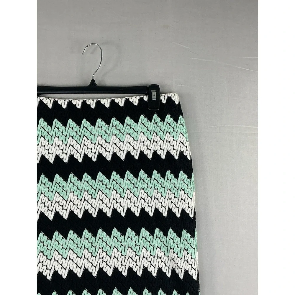 Karen Kane Black Mint Cream Chevron Lace Pencil Skirt Women's M